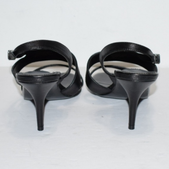 Charles David Carmina Pump Size 8.5 - Picture 5 of 6